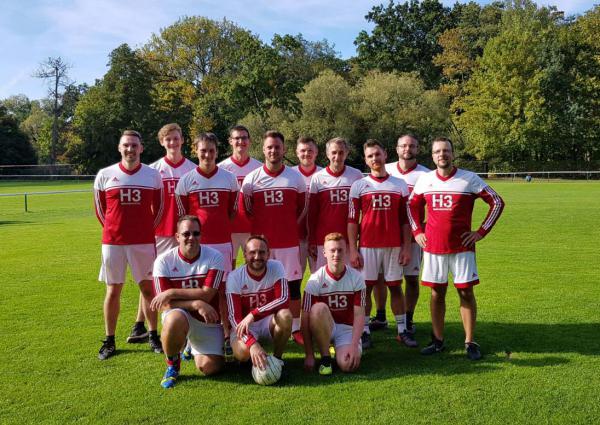 Faustball Gruppenbild Bezirkspokalturnier